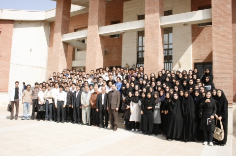 عکس دستجمعی دانشجویان رشته مدیریت اردیبهشت 1387 2